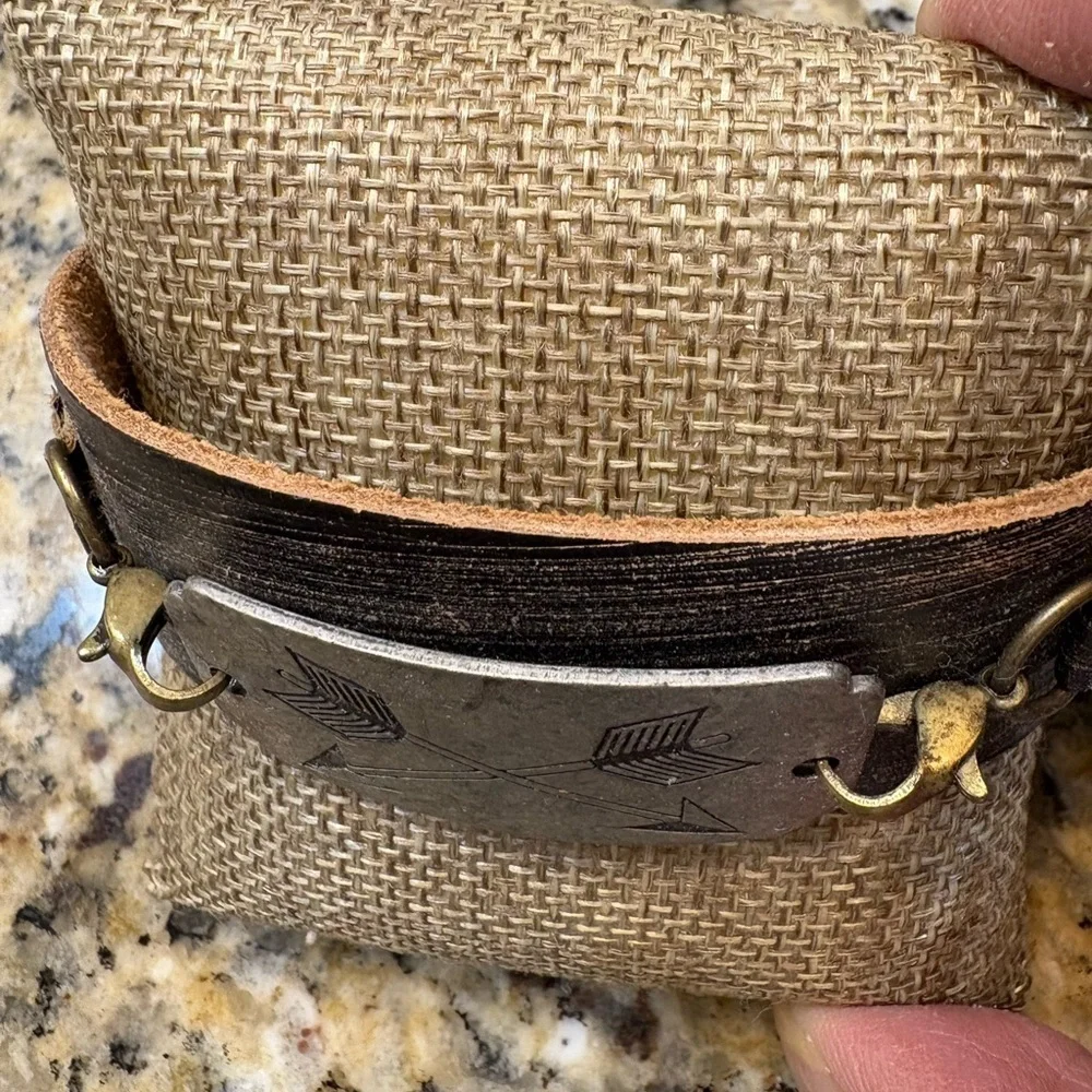 ▪️Leather Cuff Bracelet